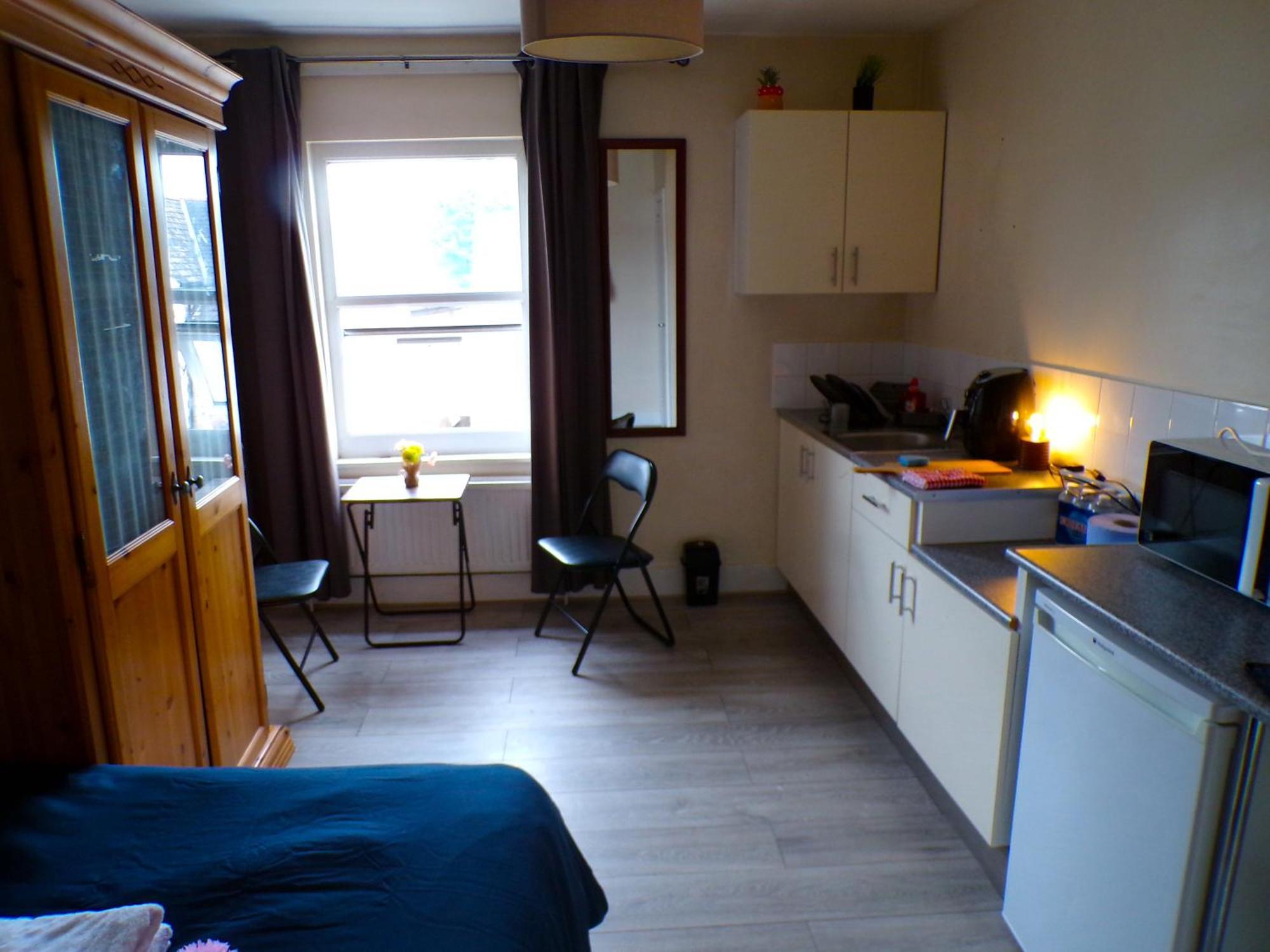 Chiswick Apartments, Center Area Londra